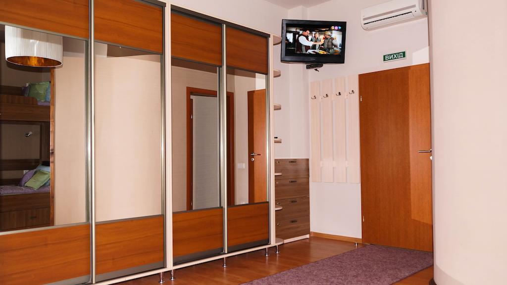 City Hostel Panorama Ужгород Экстерьер фото